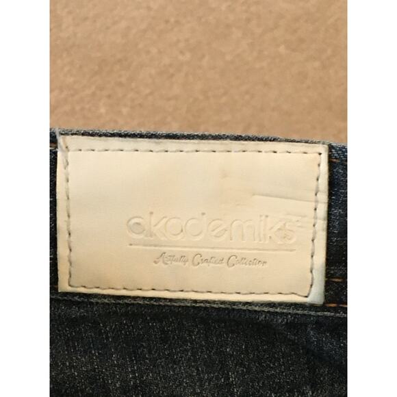 Akademiks Size 8 Kids Dark Wash Jeans Back Button Pockets - Picture 3 of 4